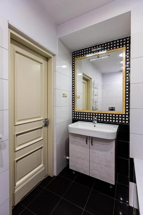 Цехова 1 Apartment Лвив Екстериор снимка