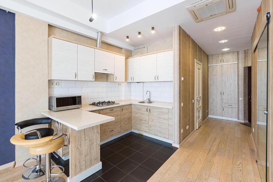 Цехова 1 Apartment Лвив Екстериор снимка