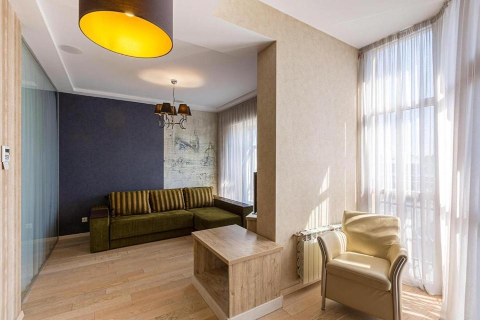 Цехова 1 Apartment Лвив Екстериор снимка